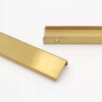 Pull SS161 Modern Industrial Flat Finger Edge Pull, Brushed Gold